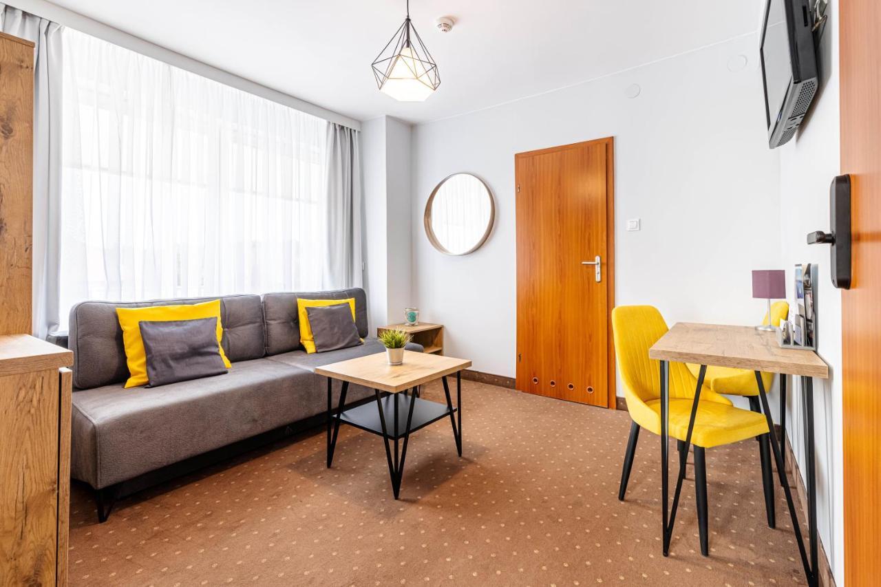 Hotel Krynica Krynica Morska Buitenkant foto